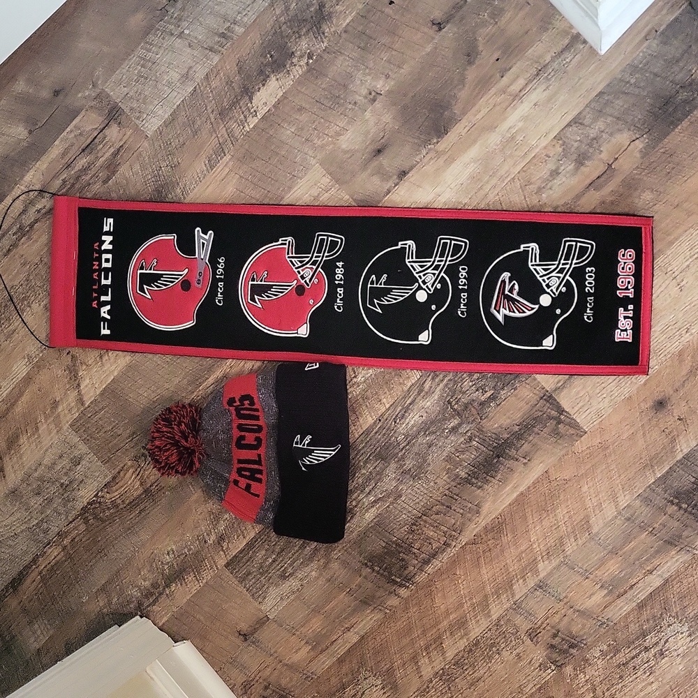 Atlanta Falcons lot gear beanie hat flag combo